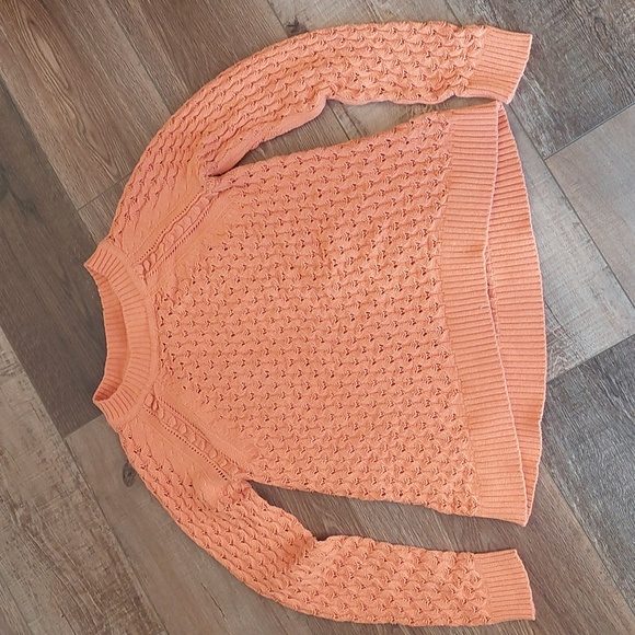 Sweater - Picture 1 of 6